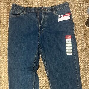 Wrangler Men’s Regular Fit Jeans